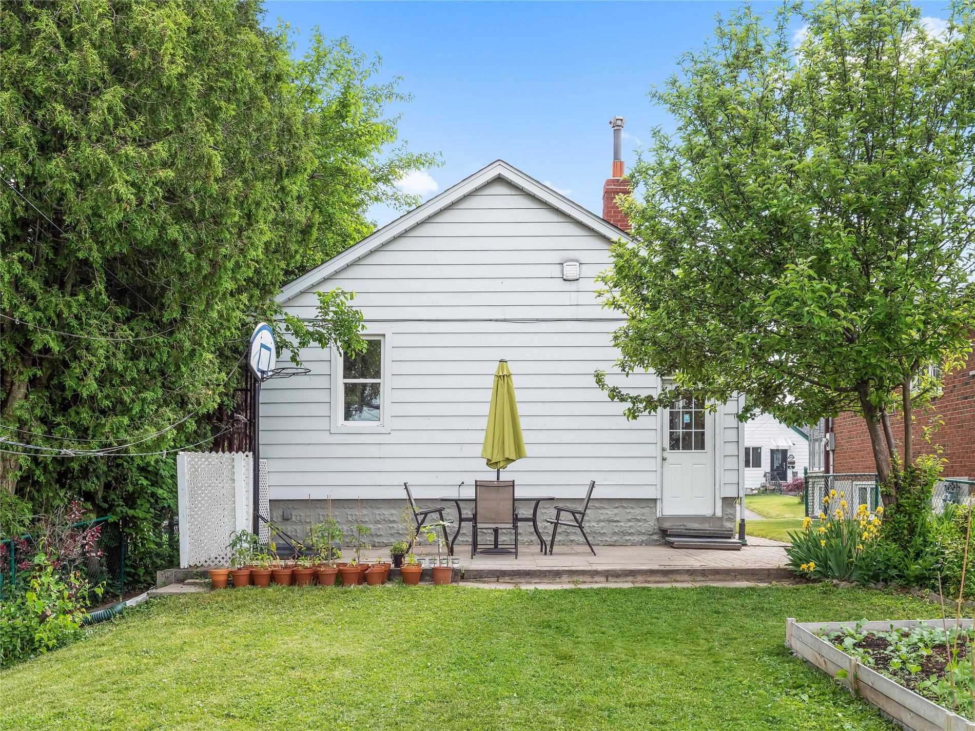 114 Pitt Ave