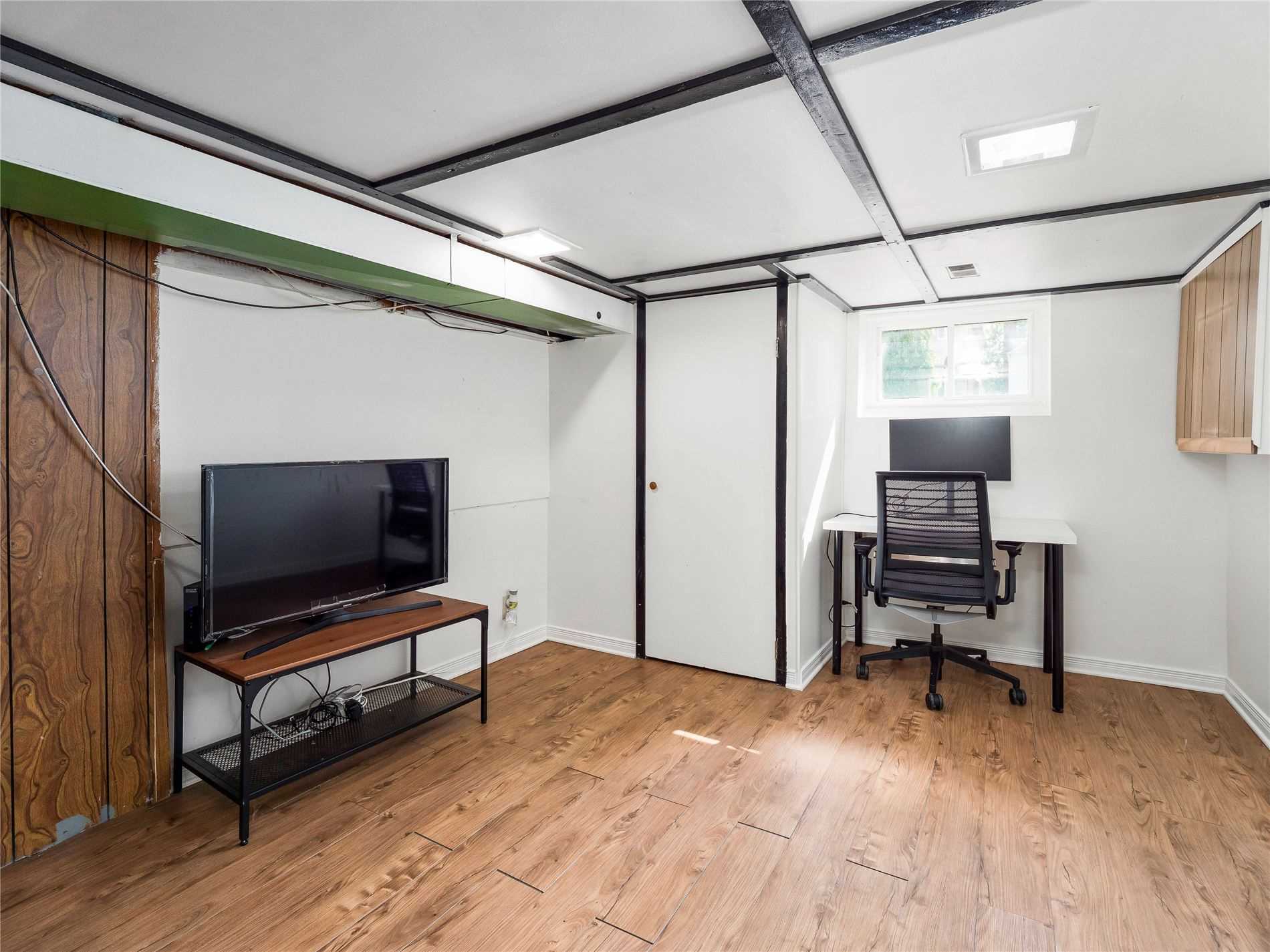 114 Pitt Ave