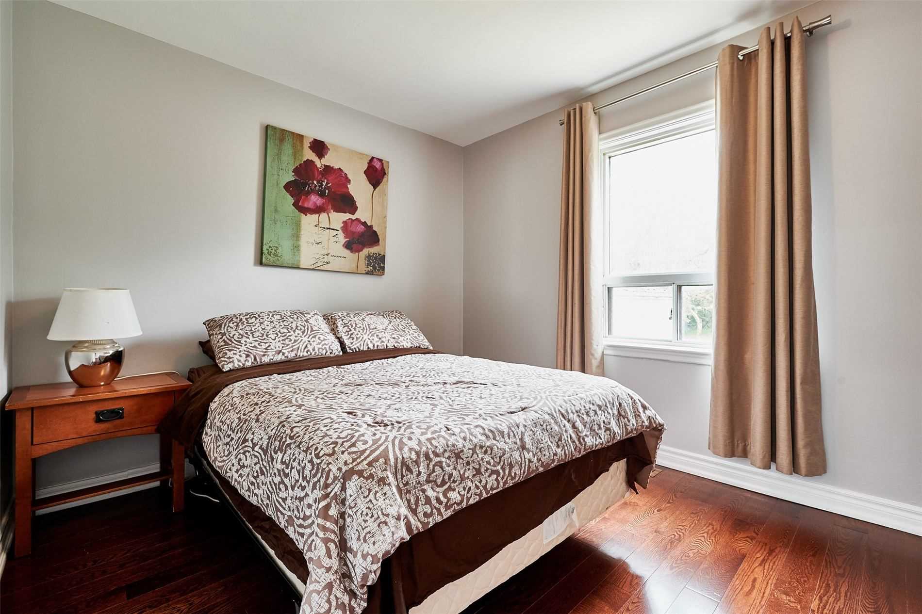 19 Lynvalley Cres