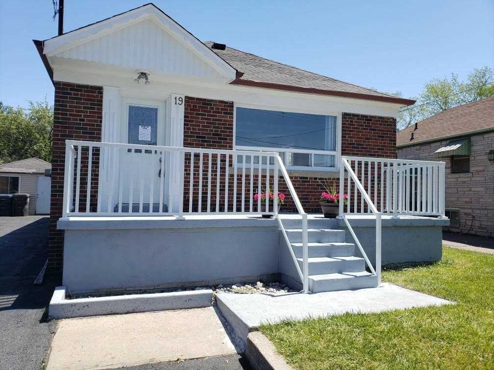 19 Lynvalley Cres