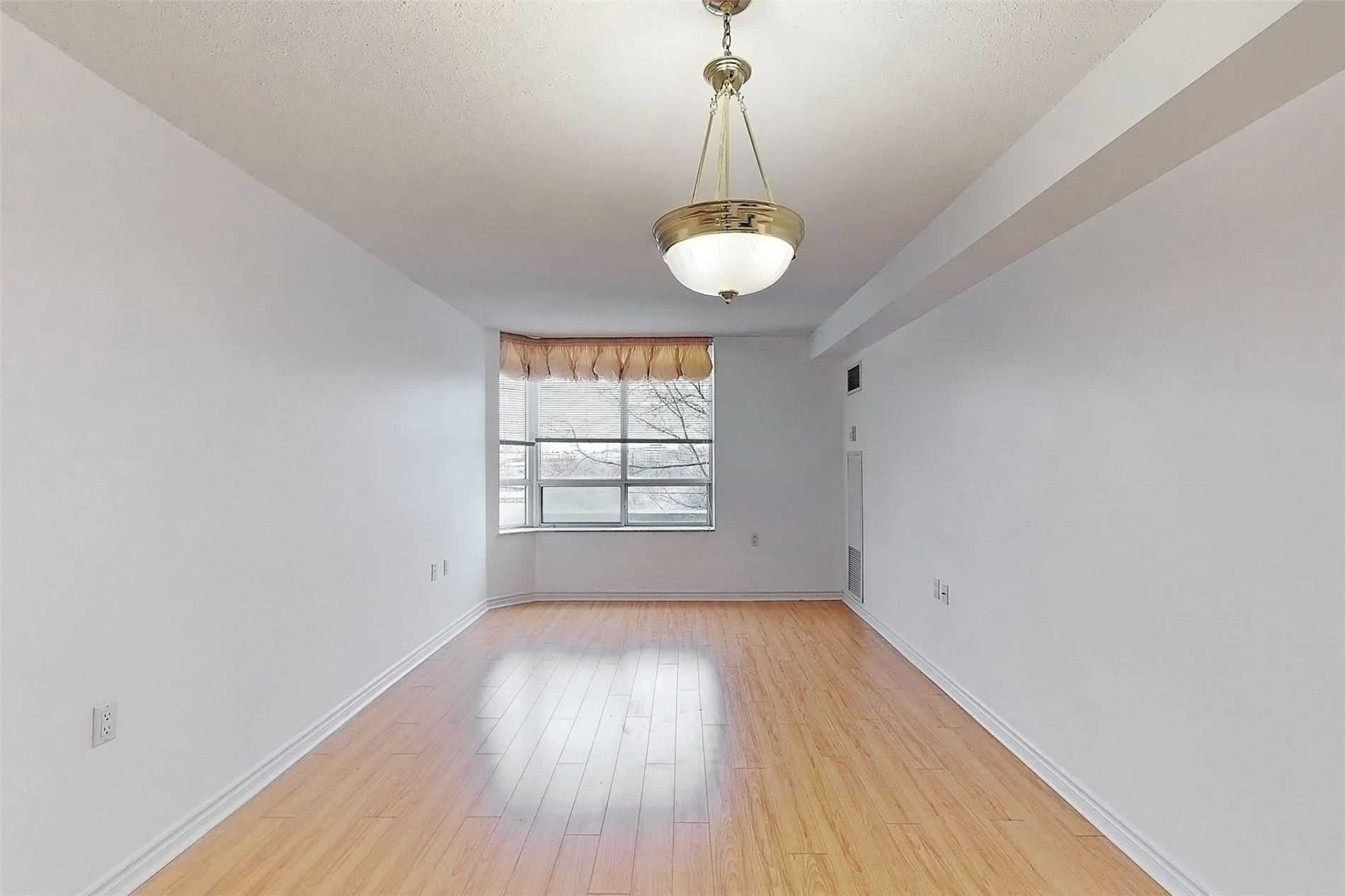 Listing E5266252 - Large Photo # 4
