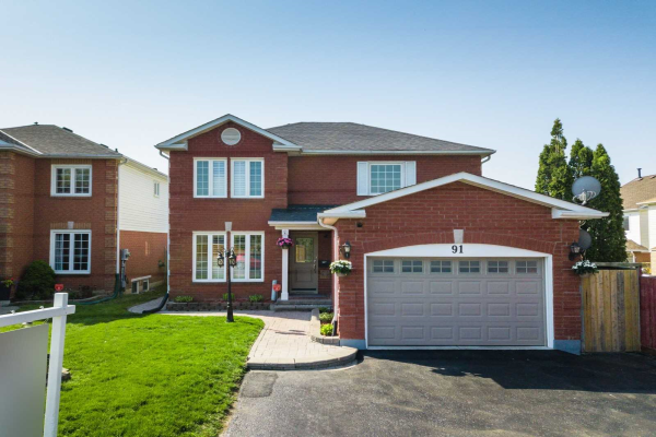 91 Apple Blossom Blvd, Clarington