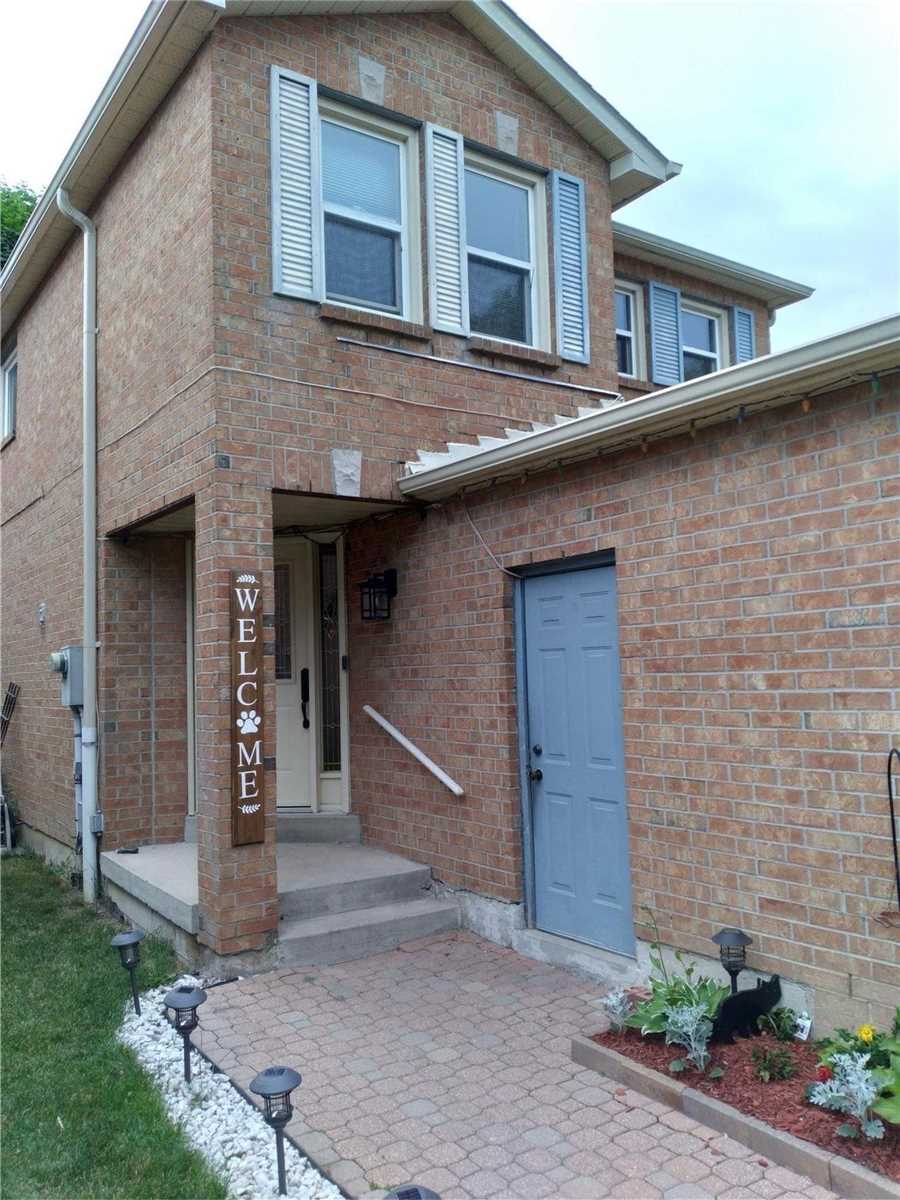 4 Brennan Rd