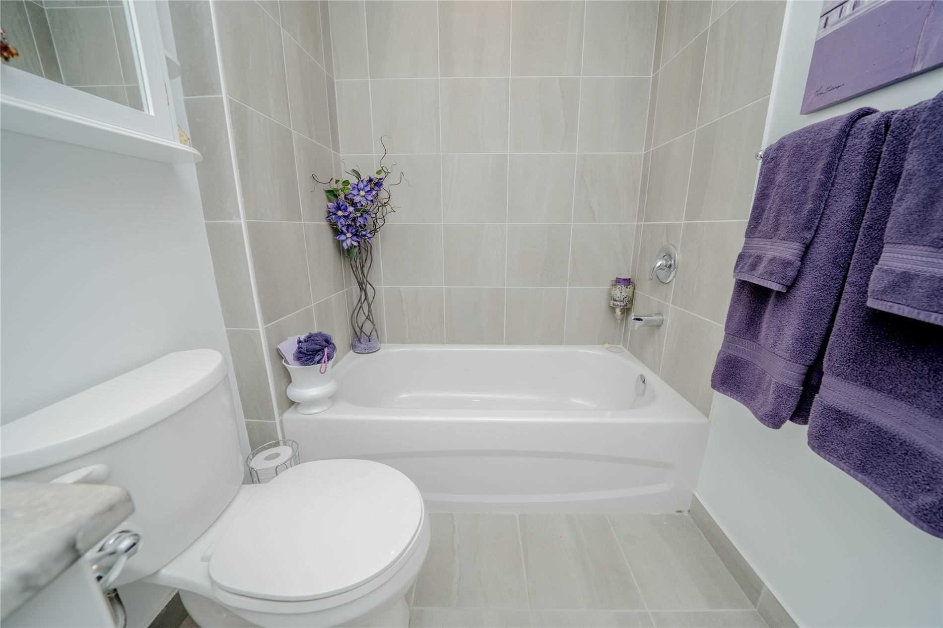 21 Brookhouse Dr, #302