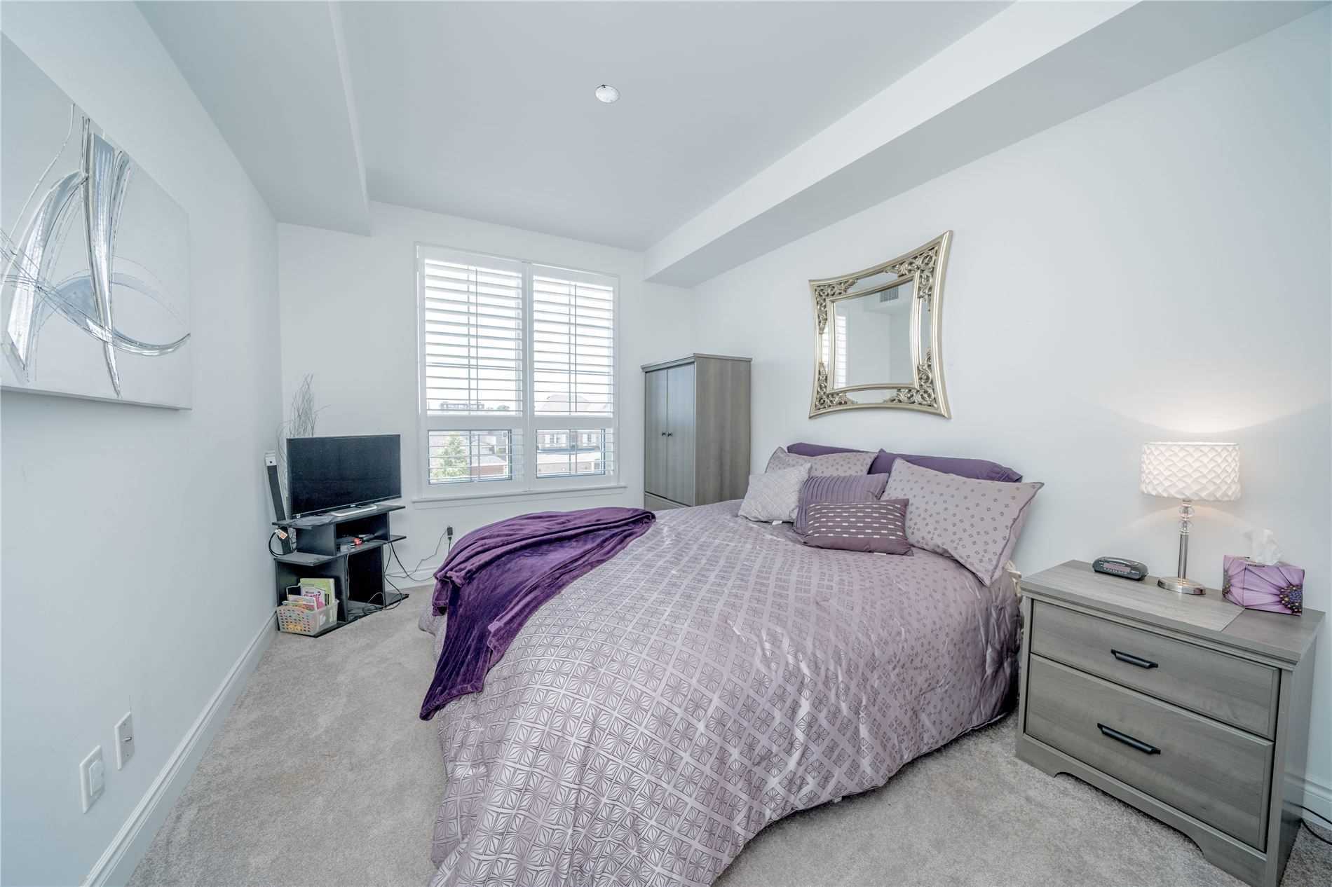 21 Brookhouse Dr, #302