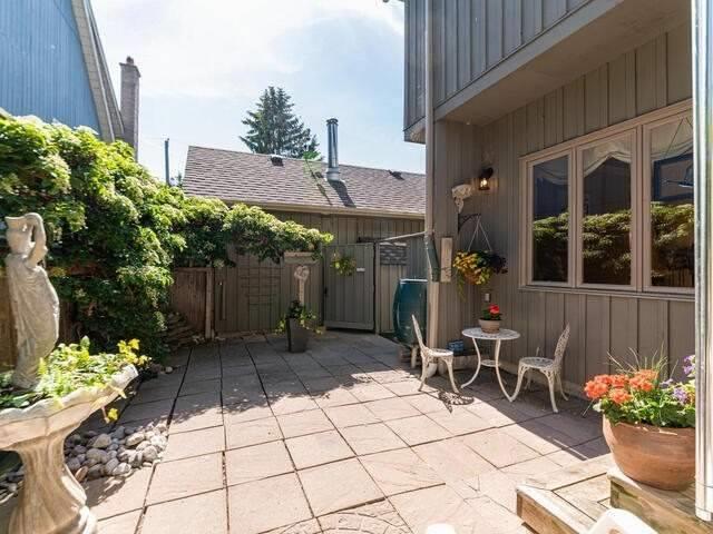 485 Maple Ave