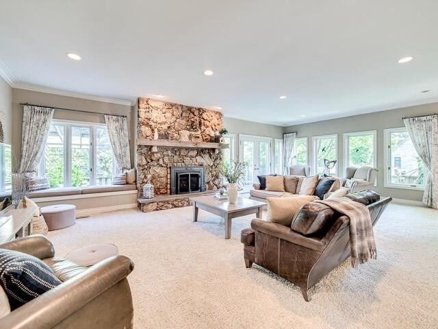 485 Maple Ave