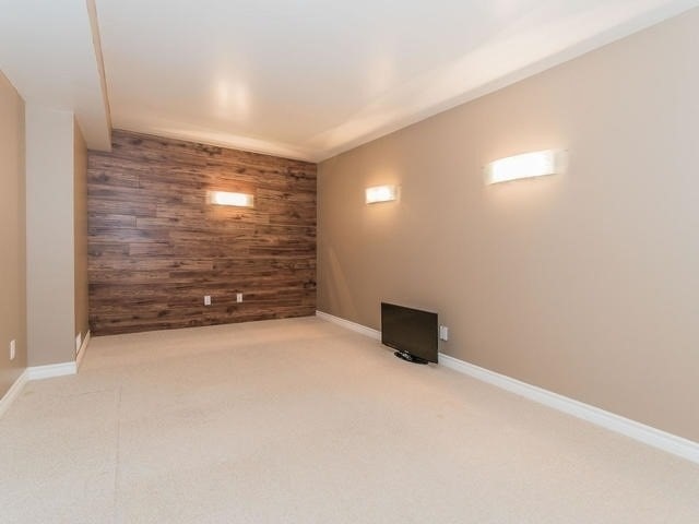 5 Charest Pl