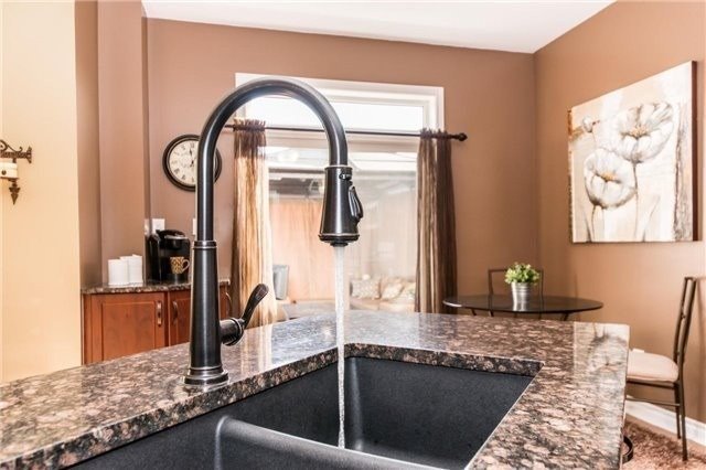 5 Charest Pl