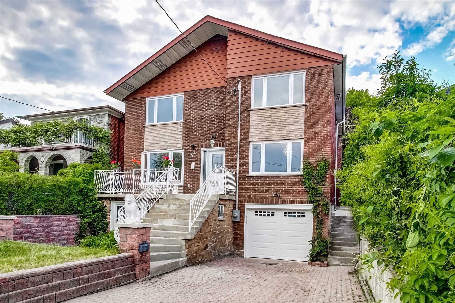 44 Malta St