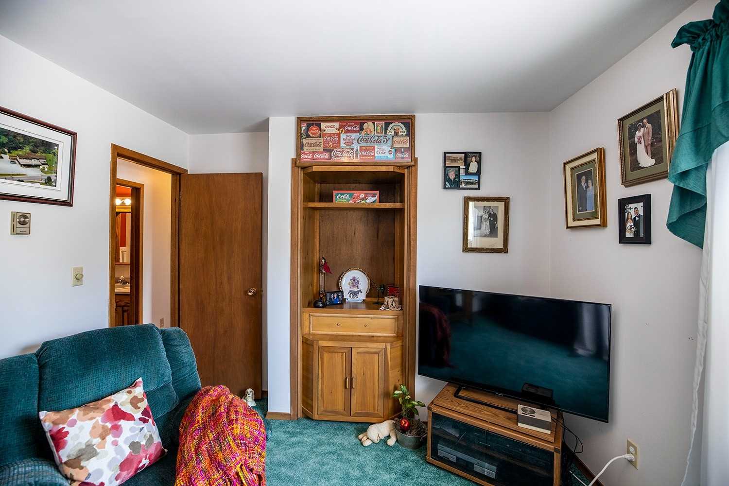 5 Pier St