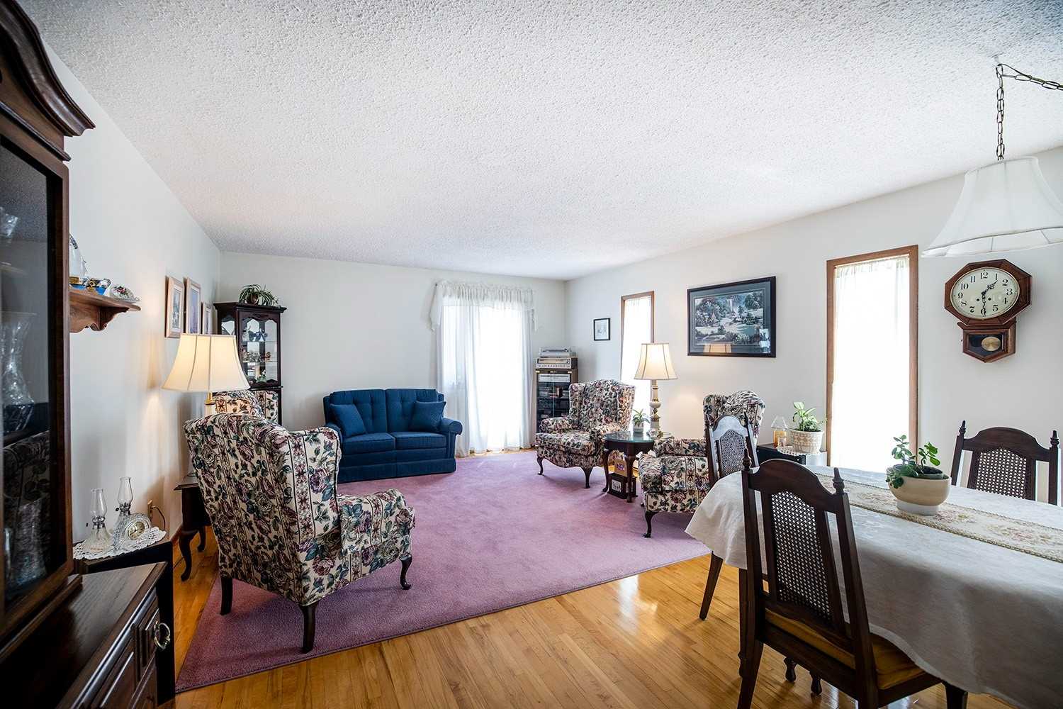 5 Pier St