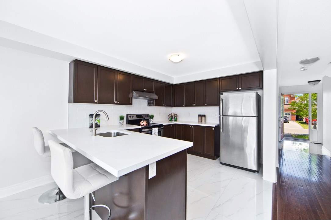 181 Bathgate Cres