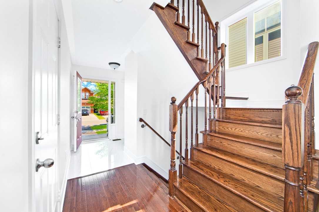 181 Bathgate Cres