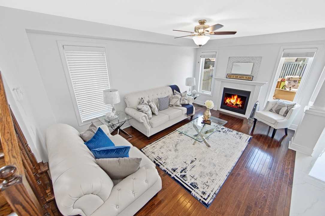 181 Bathgate Cres