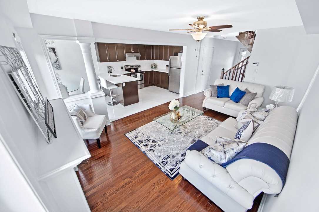 181 Bathgate Cres