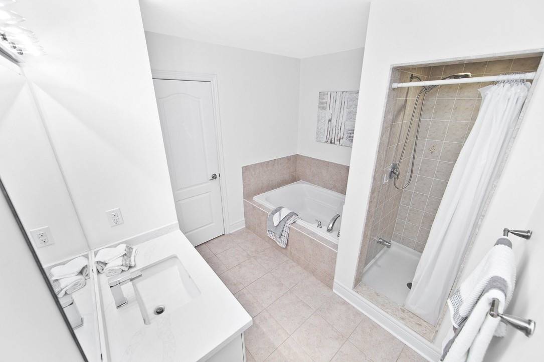181 Bathgate Cres