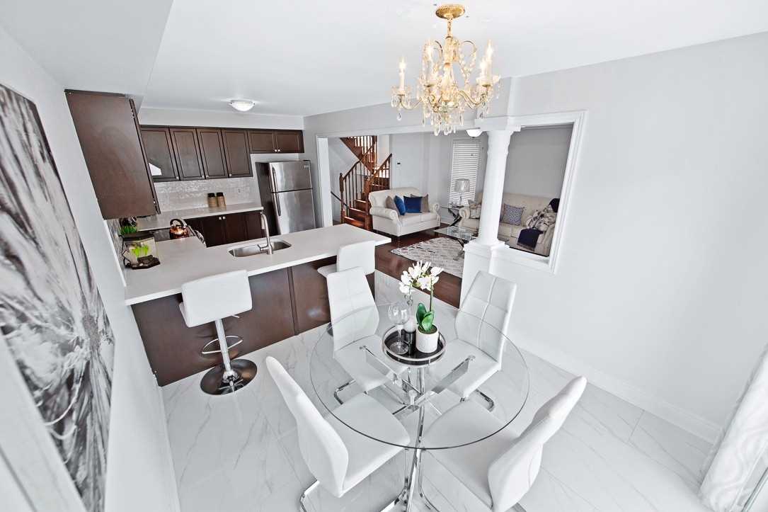 181 Bathgate Cres