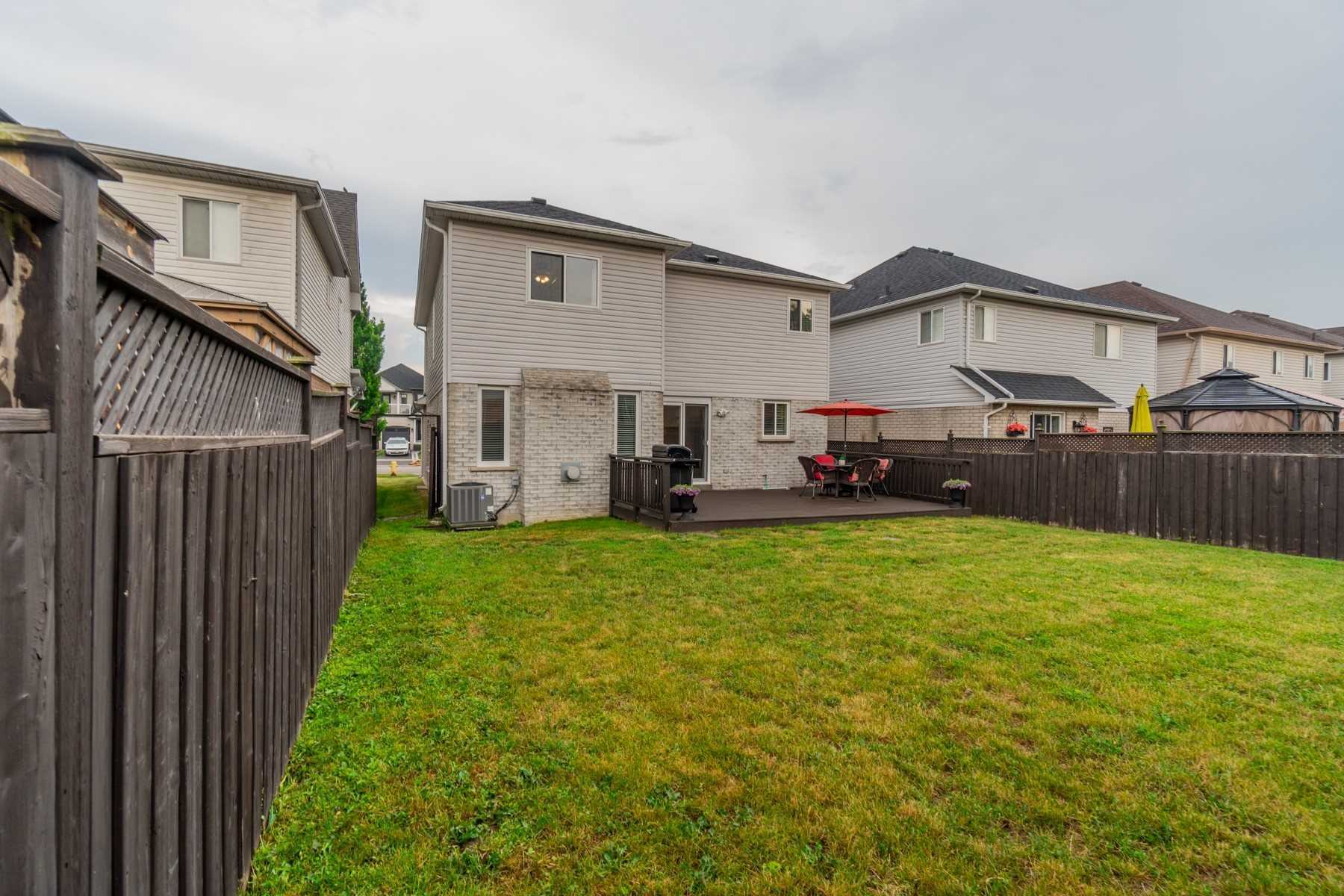 54 Sprucewood Cres