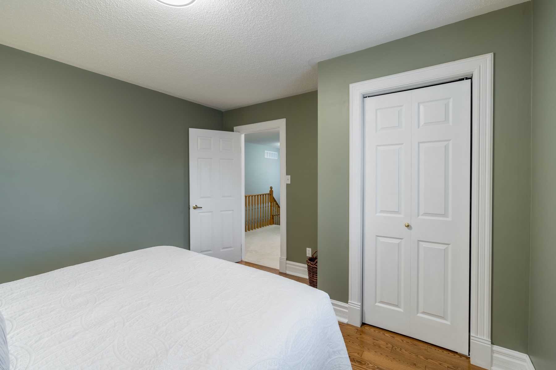 54 Sprucewood Cres