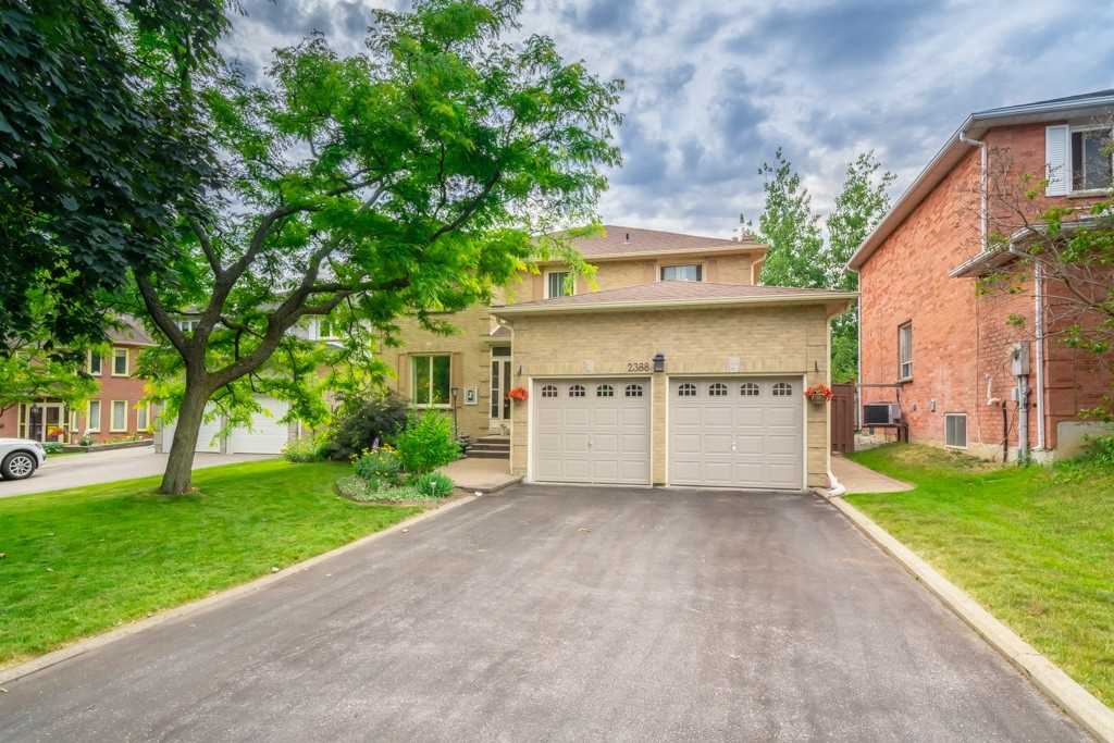 2388 Wildwood Cres