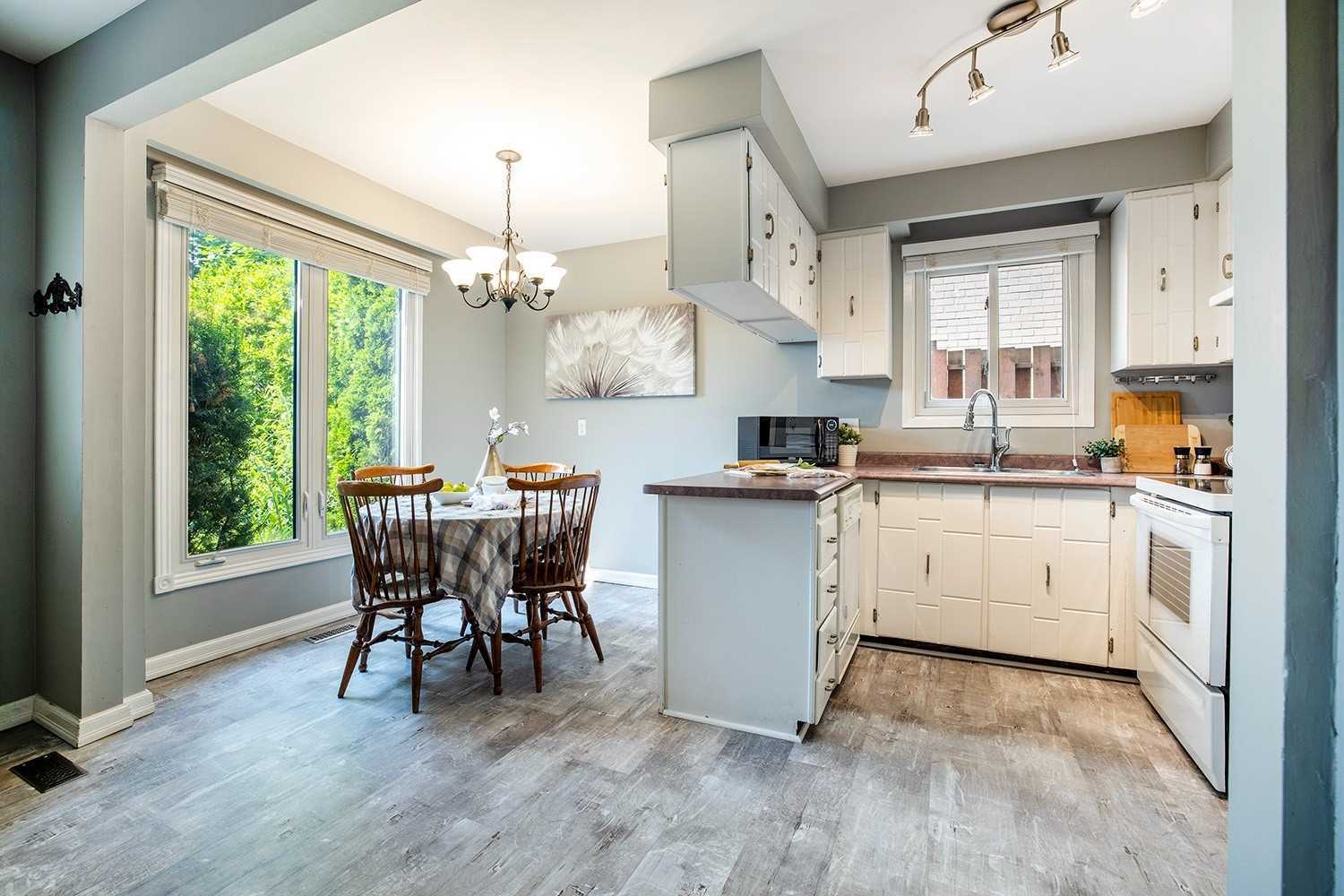 81 Doreen Cres