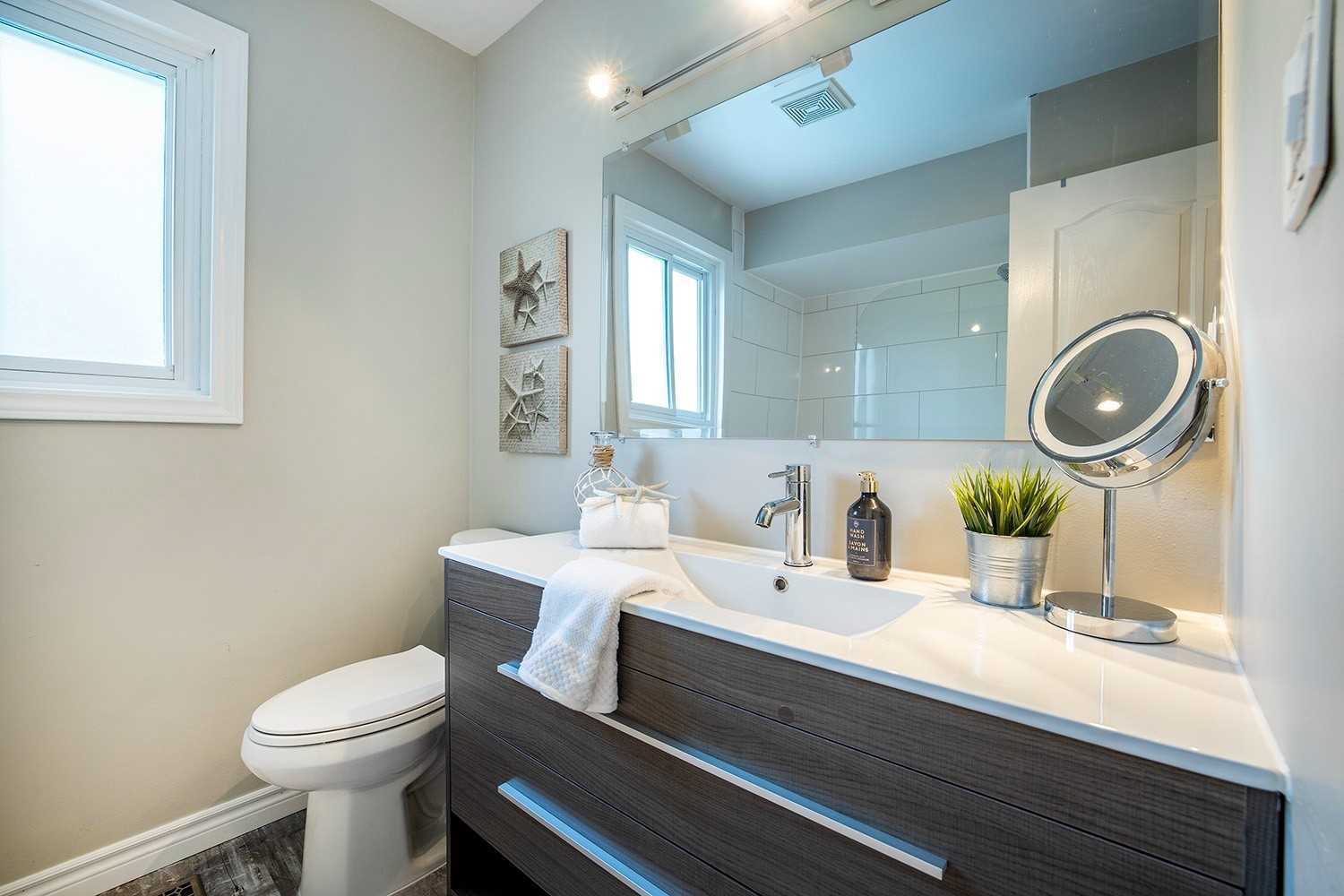 81 Doreen Cres