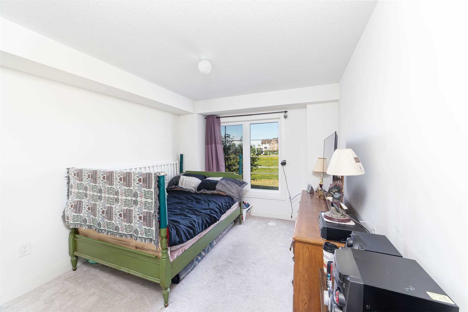 53 King George Way
