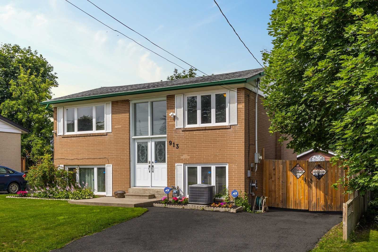 913 Greenwood Cres
