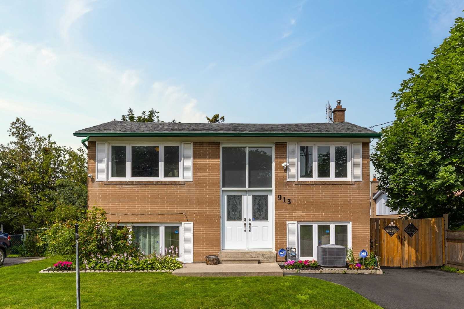 913 Greenwood Cres