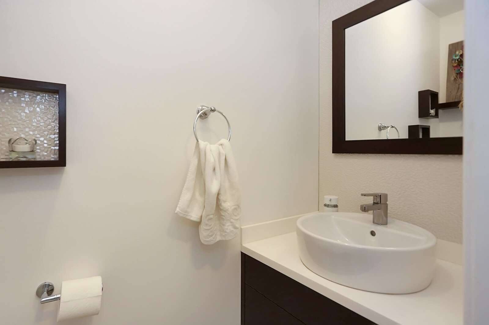 116 Yorkville Dr