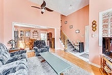 57 Kintyre St