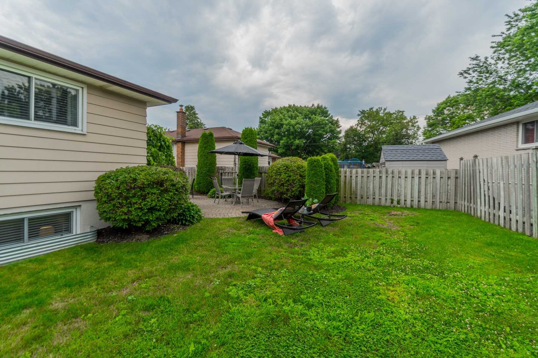 756 Ascot Ave