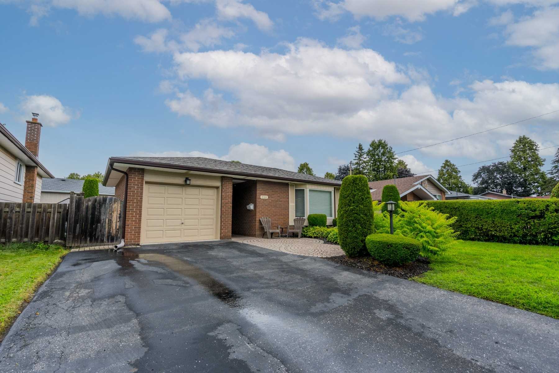 756 Ascot Ave