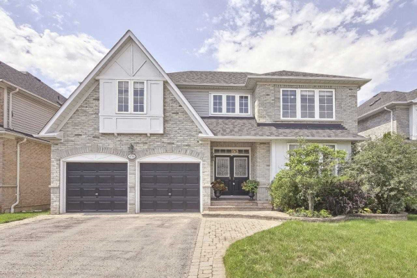 1036 Mcquay Blvd, Whitby