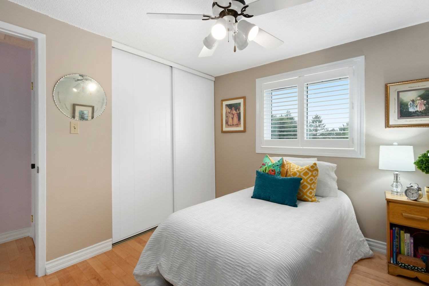 24 Hillside Dr