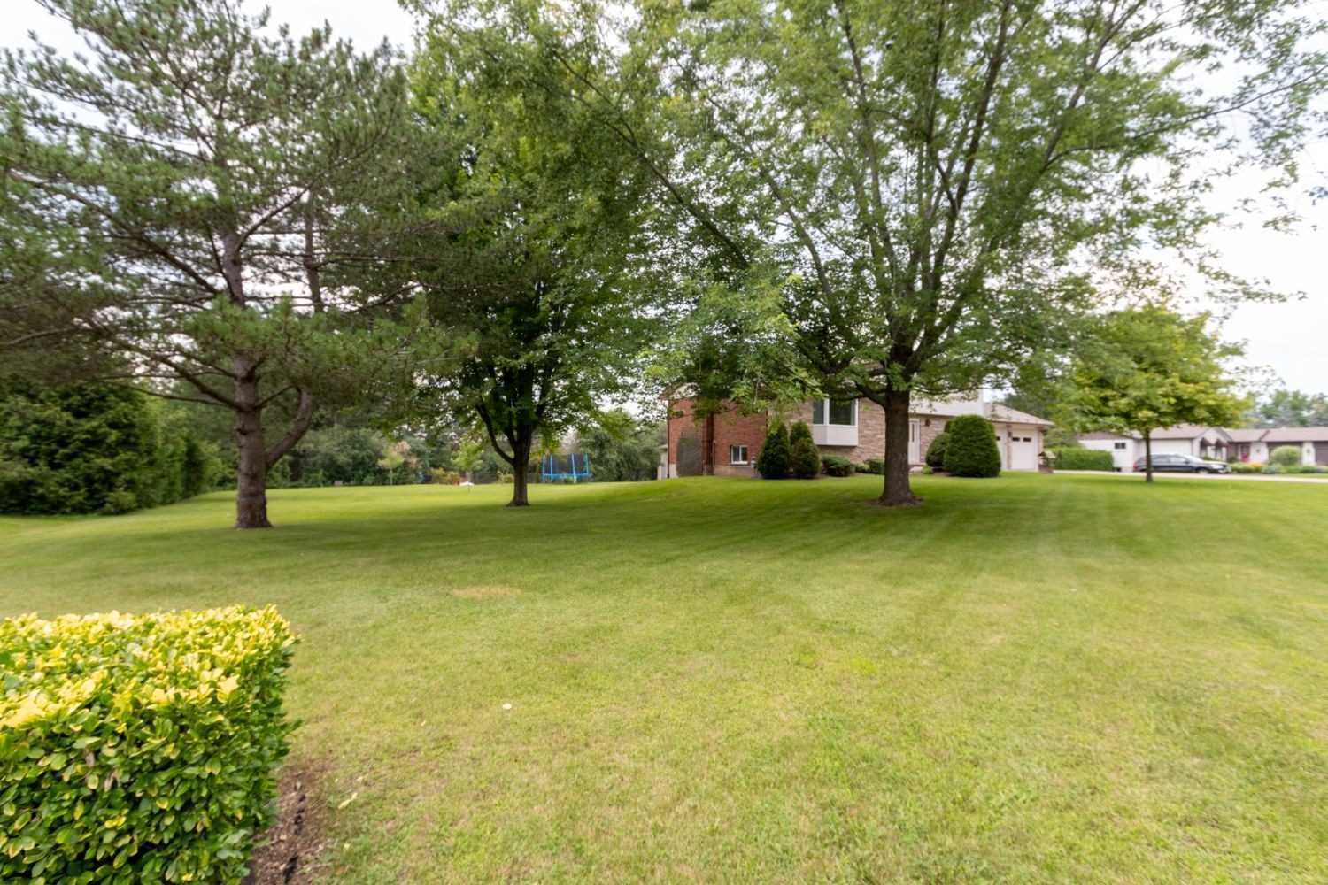 24 Hillside Dr
