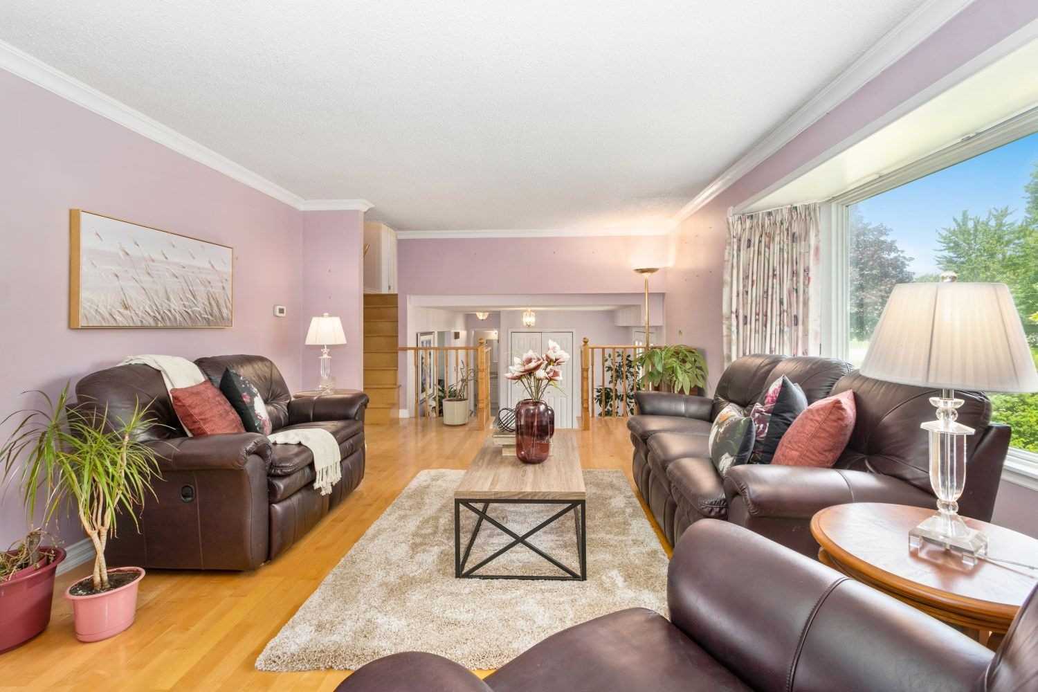 24 Hillside Dr