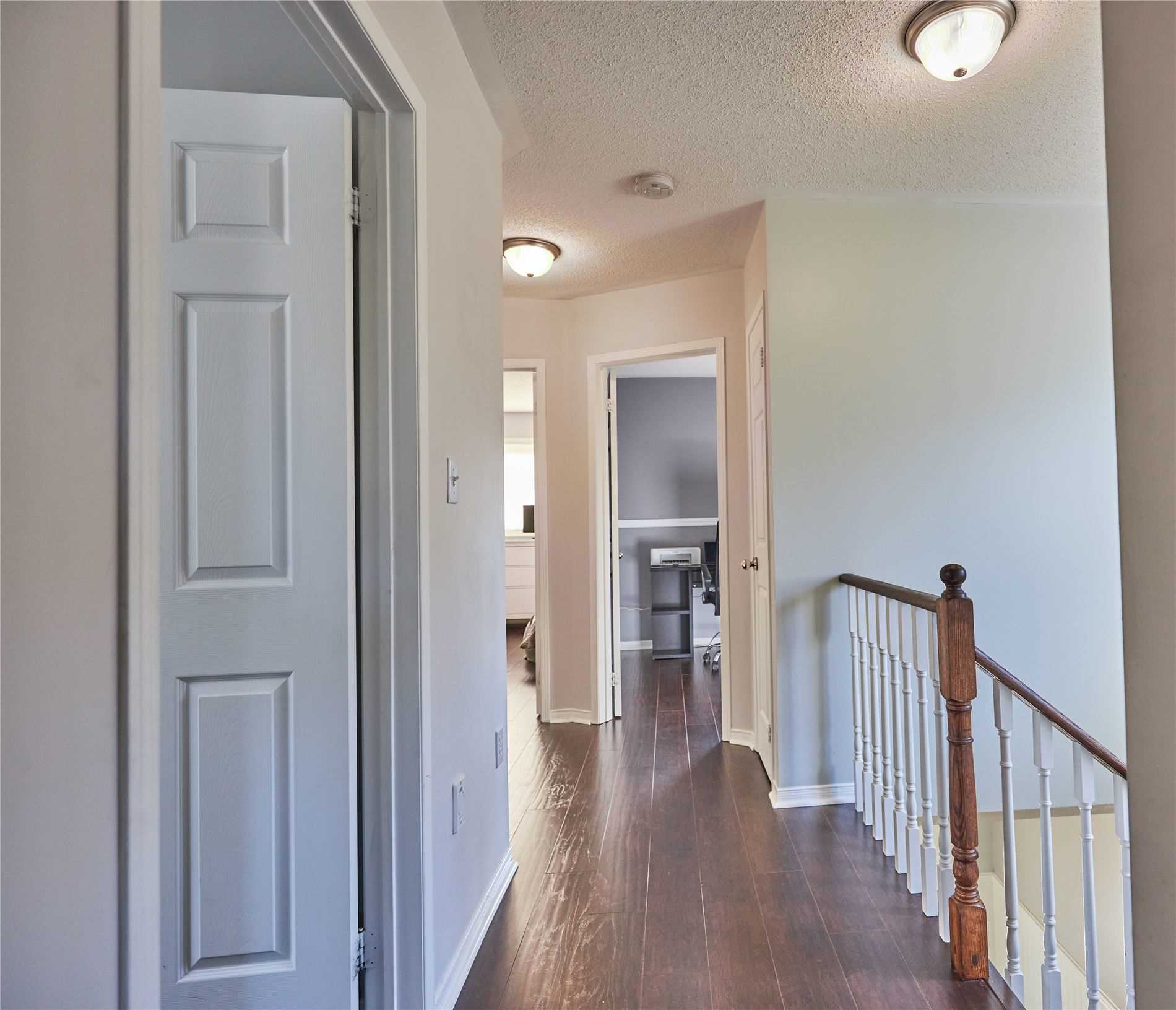 622 Aldershot Dr