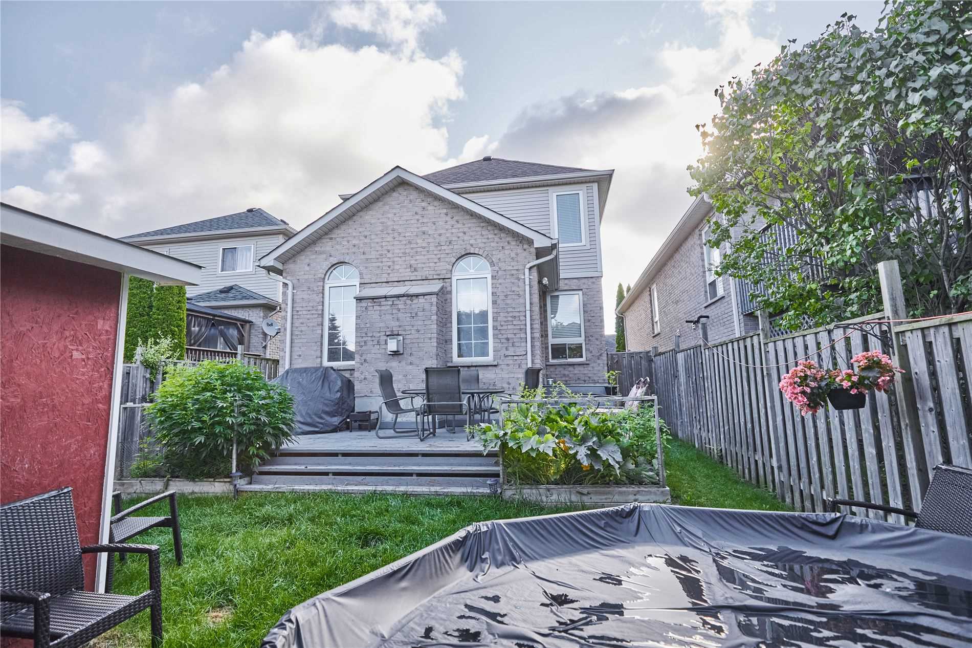 622 Aldershot Dr