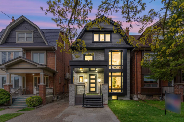 36 Lockwood Rd, Toronto