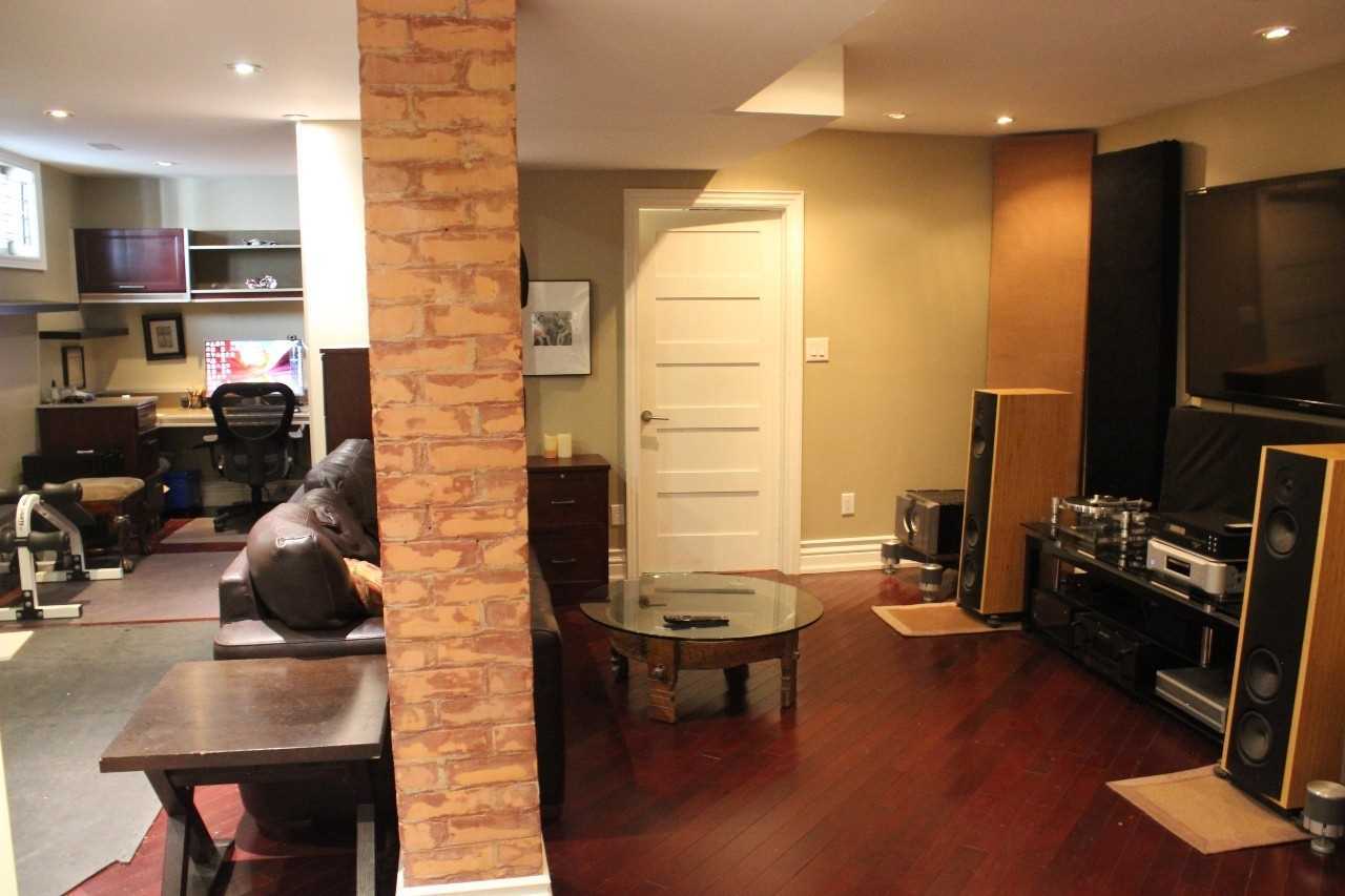 189 Courcelette Rd