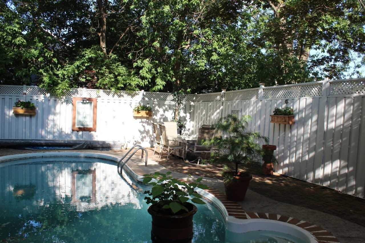 189 Courcelette Rd