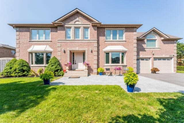 1615 Seguin Sq, Pickering