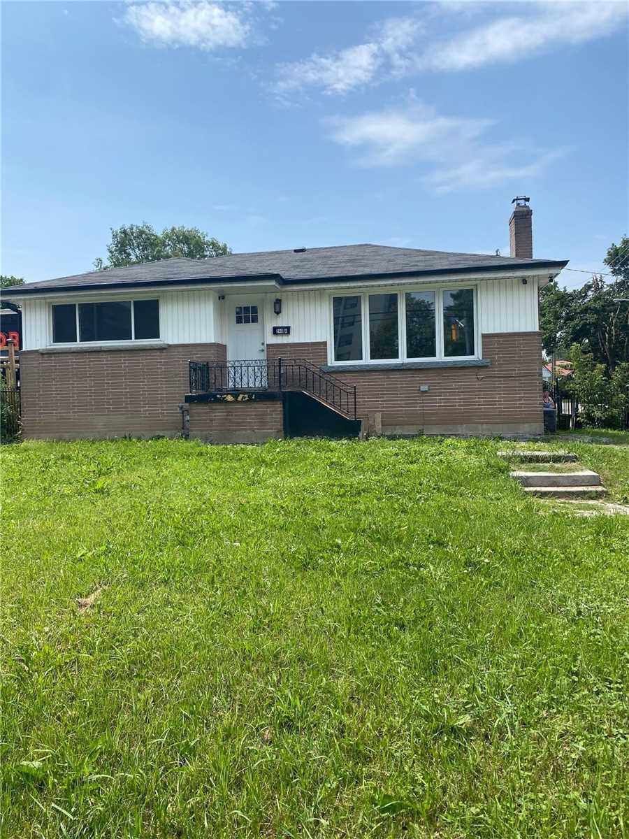 240 Markham Rd, #Main