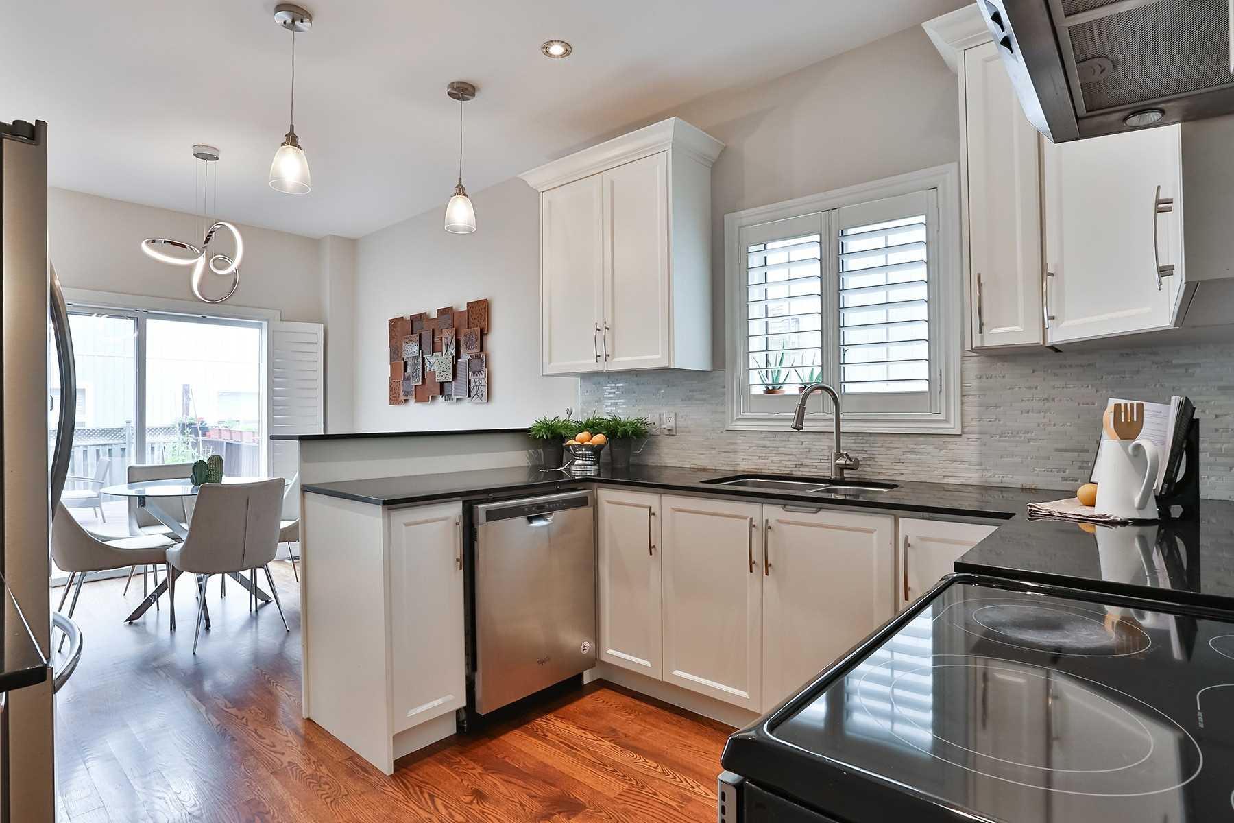 52 Wessex Dr