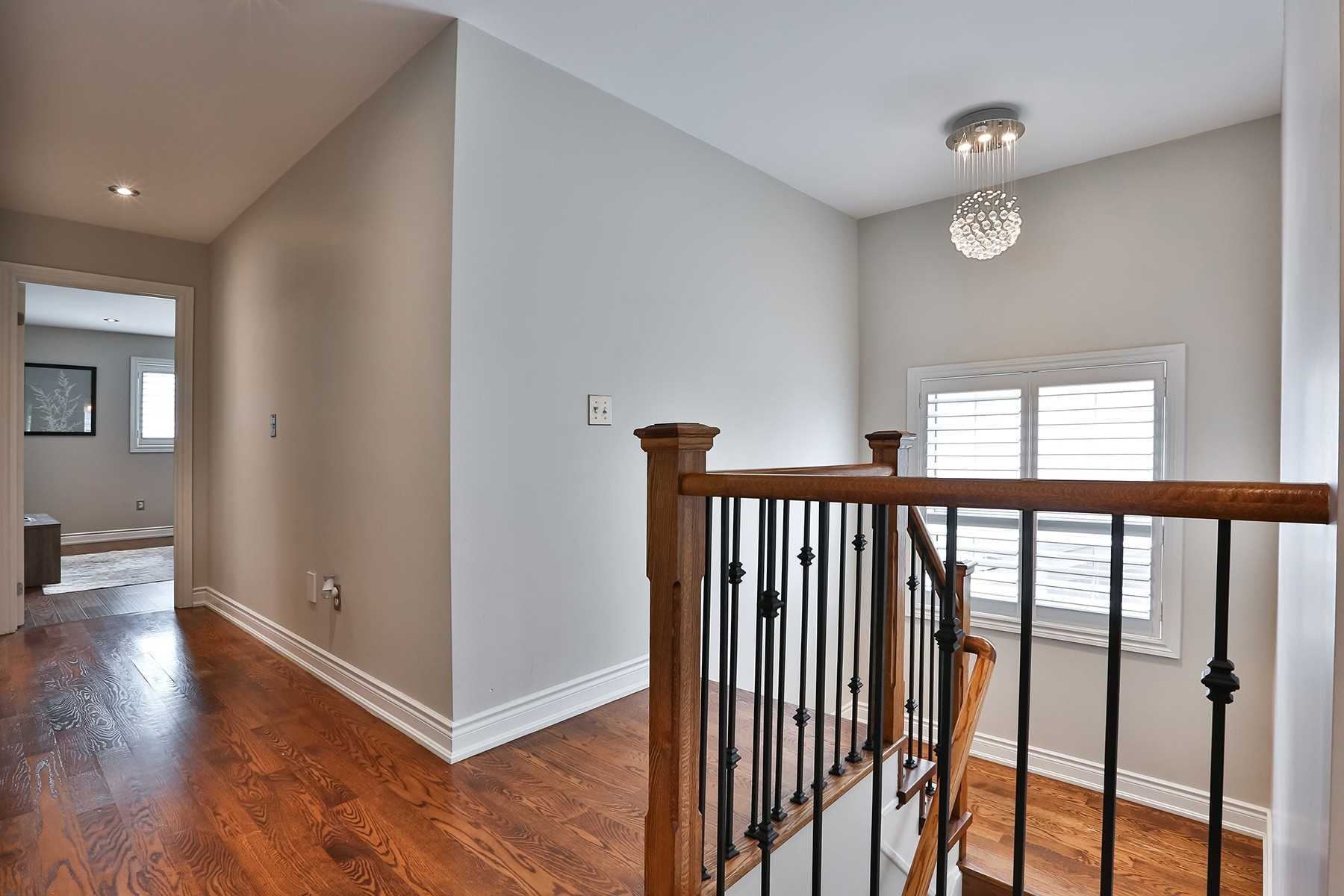 52 Wessex Dr
