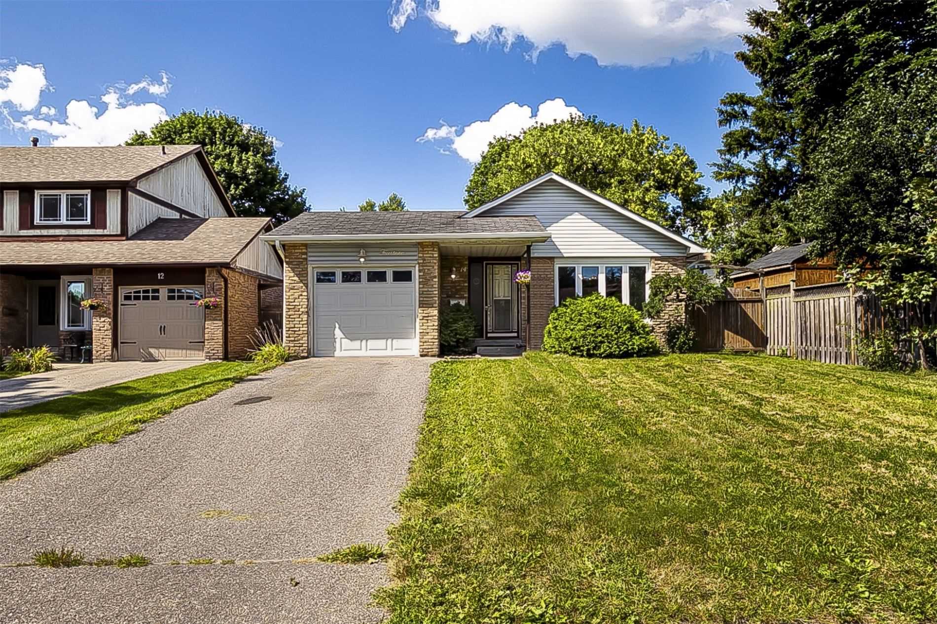 14 Pilkington Cres