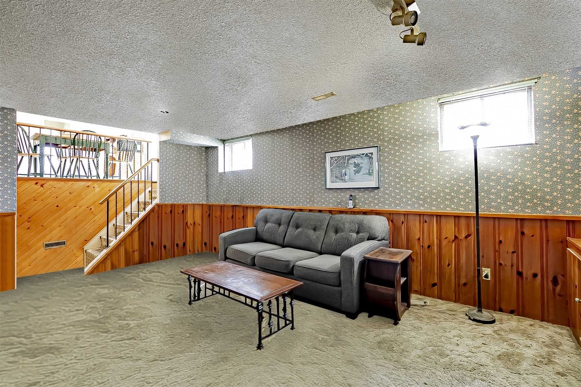 14 Pilkington Cres