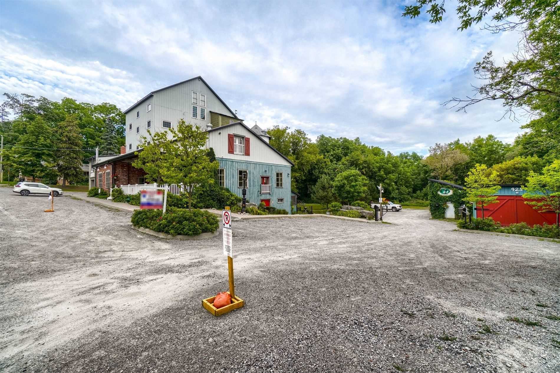 425 Whitevale Rd